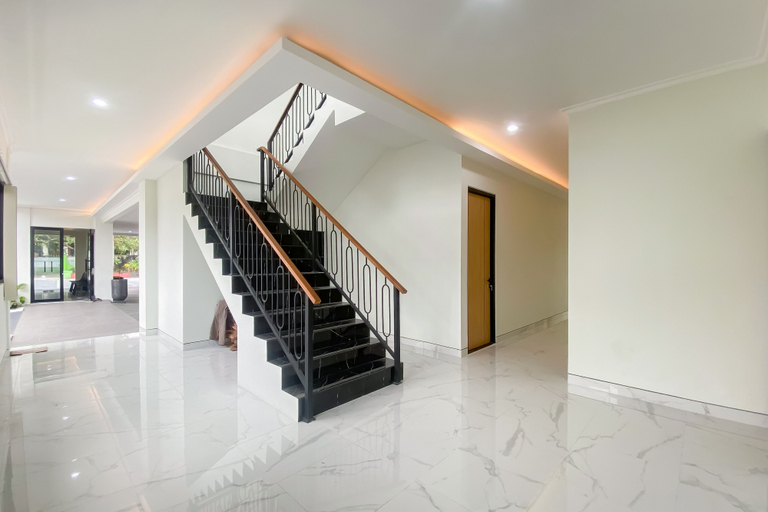Hallway 3, Urbanview Griya Cendhani Magelang, Magelang