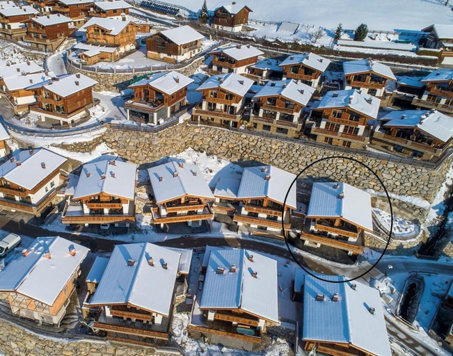 View from property 2, Stylish Alpine Chalet with Carport, Zell am See