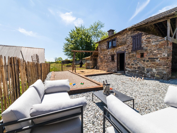 Garden 4, Country House Near Coo Waterfalls With Jacuzzi, Liège