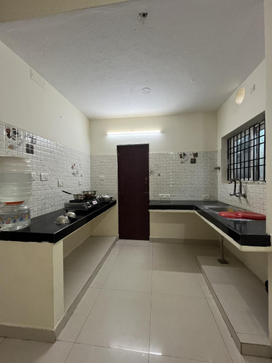 Others 4, White House Villa, Kancheepuram