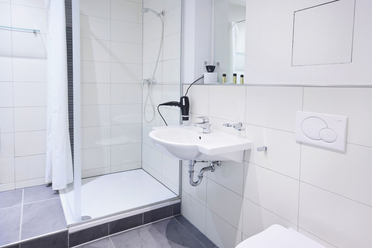 Bathroom 3, Hotel Villa Bassermann, Rhein-Neckar-Kreis