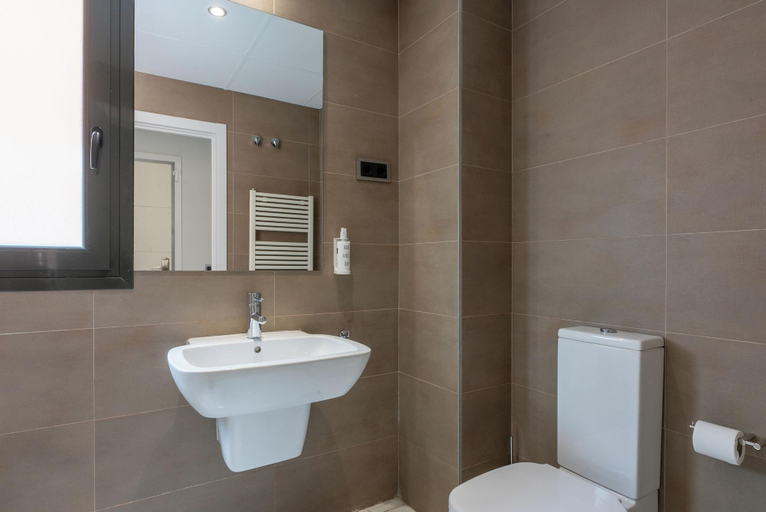 Bedroom 4, Smartr Madrid Las Ventas, Madrid