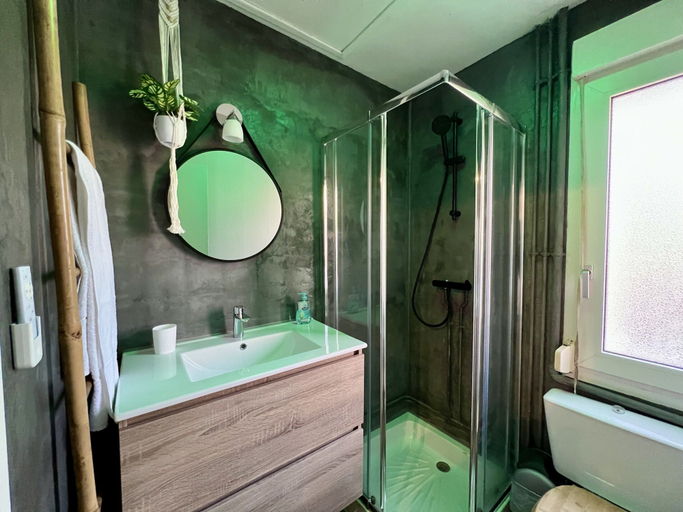 Bathroom, Quiet & Stylish Home With Garden, Sarthe