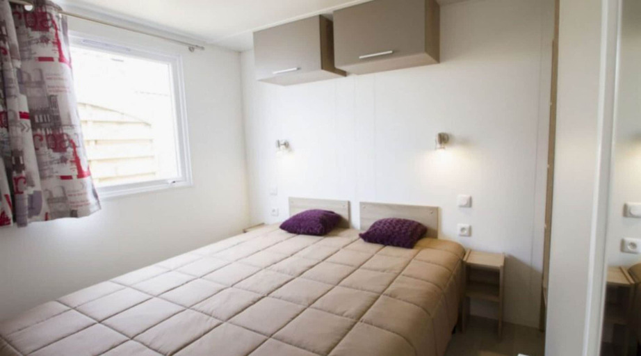 Bedroom 2, Mobile Home in Bessan With Communal Pool, Hérault