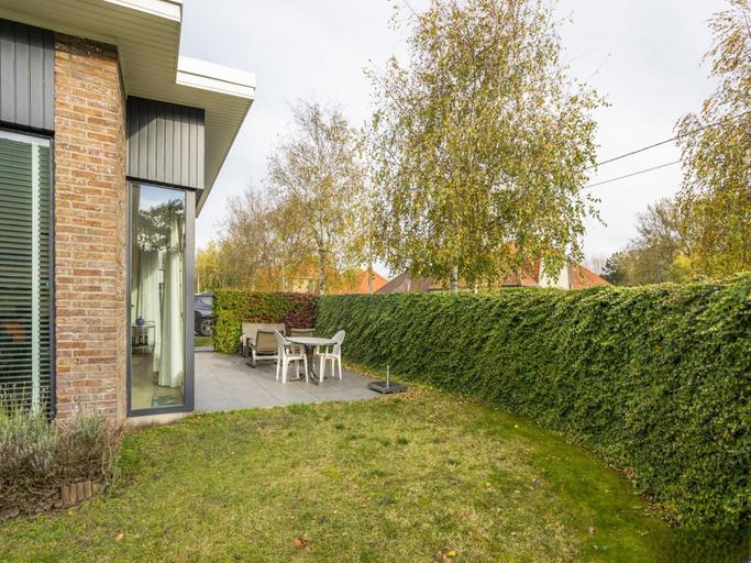Garden 3, Pleasant Bungalow Near sea and Beach, West-Vlaanderen