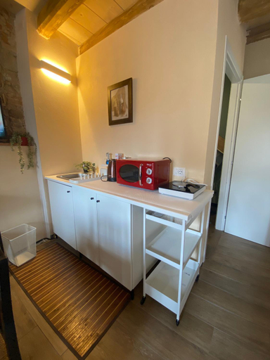 Others 4, Borgo Antico, Verona