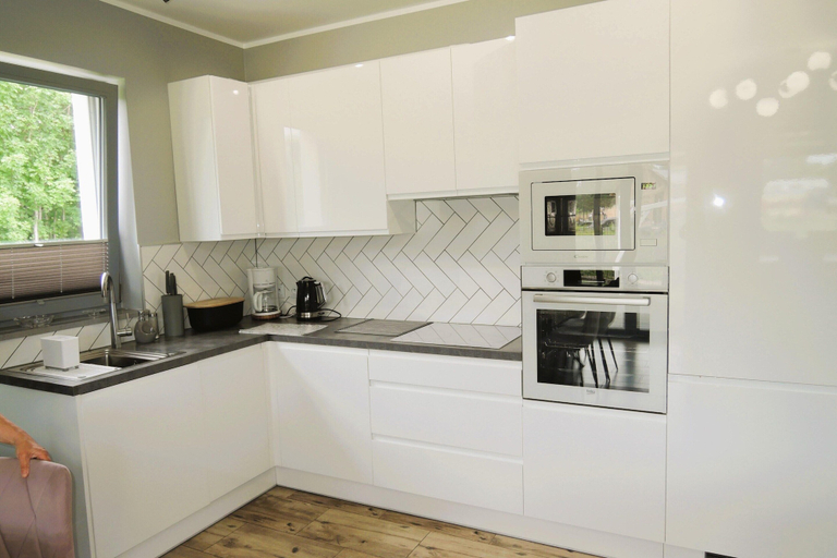 Private kitchen 2, Luxury Holiday Home for 20 People, Kamień