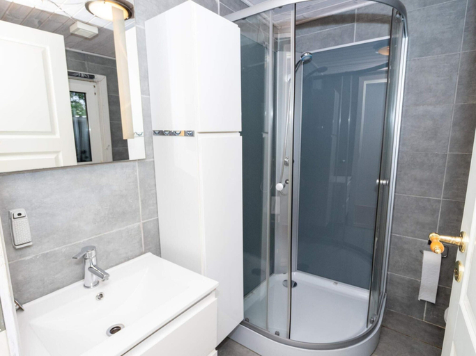 Bathroom 3, 6 Person Holiday Home in Thyholm, Struer