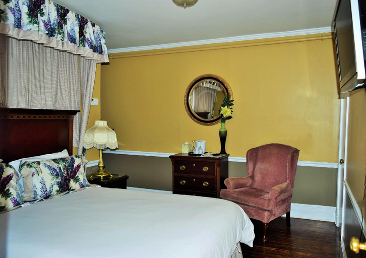Others 5, The Inns On Bellevue, Newport