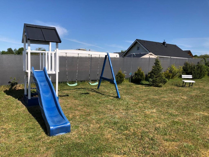 Garden 3, Large Holiday Home, Sauna, Whirlpool, Koszalin