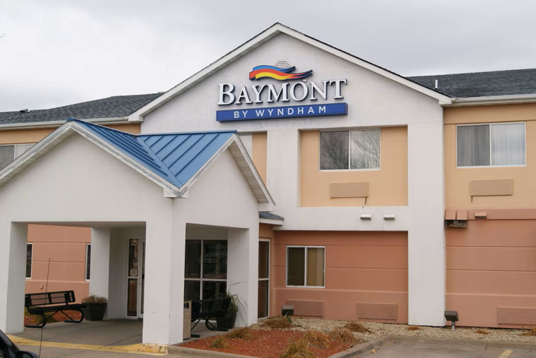 Exterior & Views 1, Baymont by Wyndham Coon Rapids, Anoka