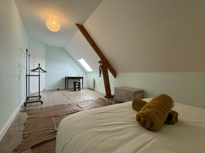 Room 5, Peaceful Escape in Chaufour-notre-dame, Sarthe