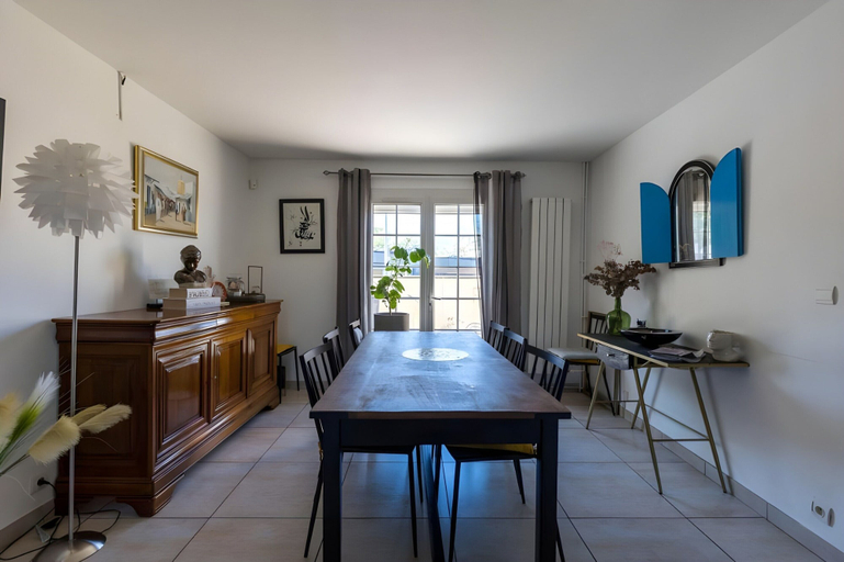 Dining, Trackside Retreat - Ideal Base in Le Mans, Sarthe