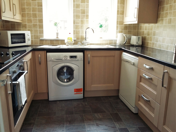 Others 5, Modern 2 Bedroom Glasgow Apartment, Glasgow