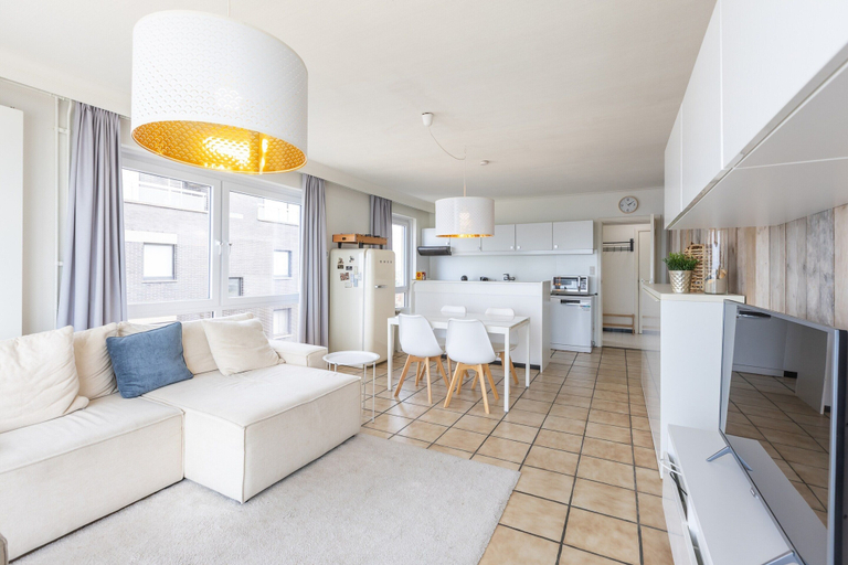Living room 2, One-bedroom Apartment on the Seafront, West-Vlaanderen