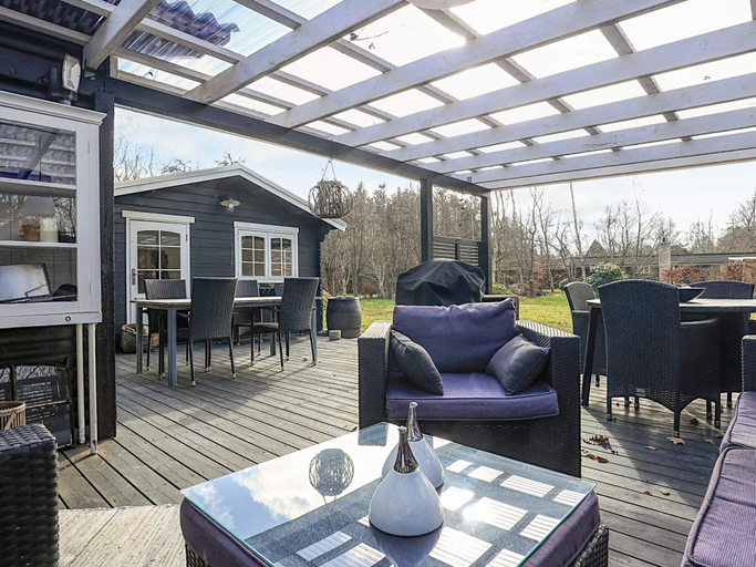Outdoor dining 2, 4 Star Holiday Home in Hals, Aalborg