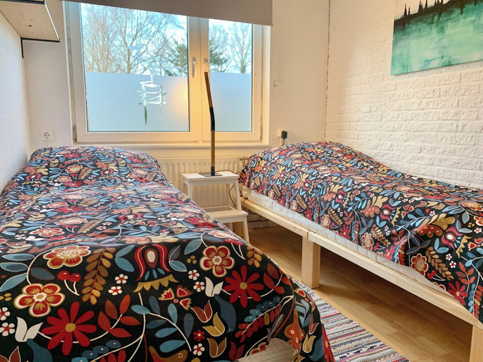 Bedroom 2, Bungalow in Sint Maartenszee Near Beach, Zijpe