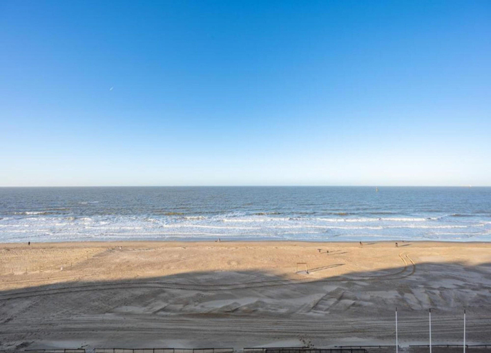 View from property 5, Panoramic Beachfront Bliss, West-Vlaanderen