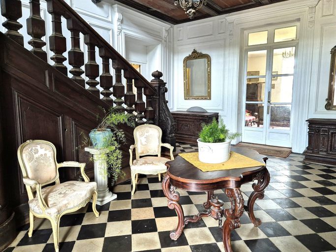 Reception, Elegant Chateau Escape for 2 - Nature & Calm, Seine-Maritime