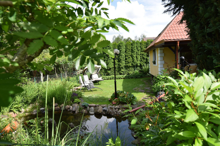 Garden, Holiday Home Near the Lake, Private Garden, Starogard
