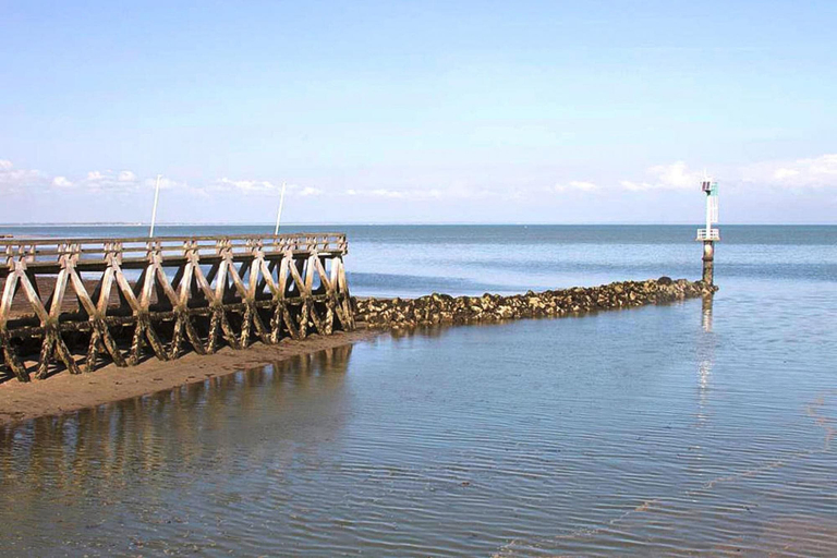 Water view 2, Seaside Retreat With Pool in Normandy, Calvados