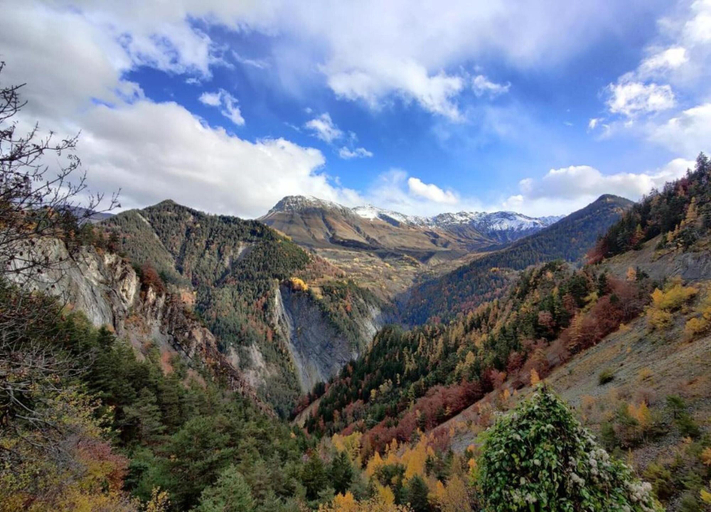View from property 4, Mountain-view Apartment for 6 Guests, Savoie