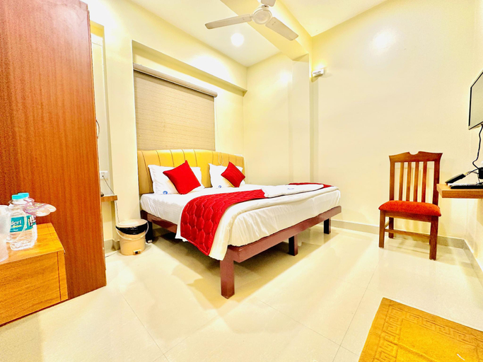 Others 5, Sunlight Residency, Kancheepuram