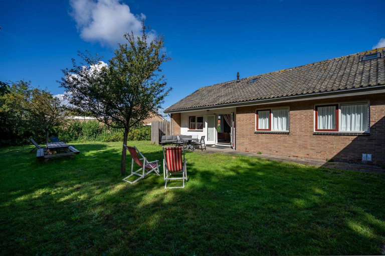 Balcony, Holiday Home in Petten With Garden, Zijpe