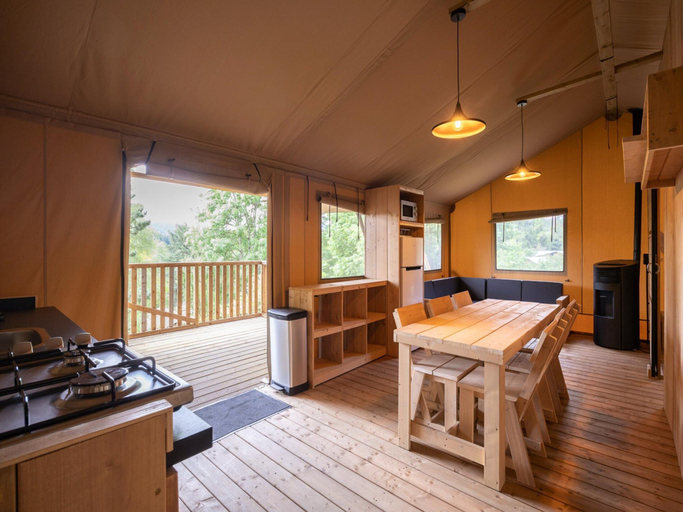 Living room 5, Family-friendly Tent in Dochamps, Luxembourg