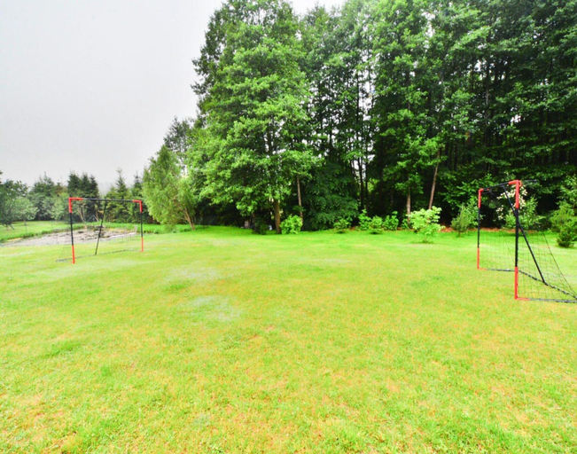 Garden 3, Large, Comfortable Holiday Home With a Garden, Sławno