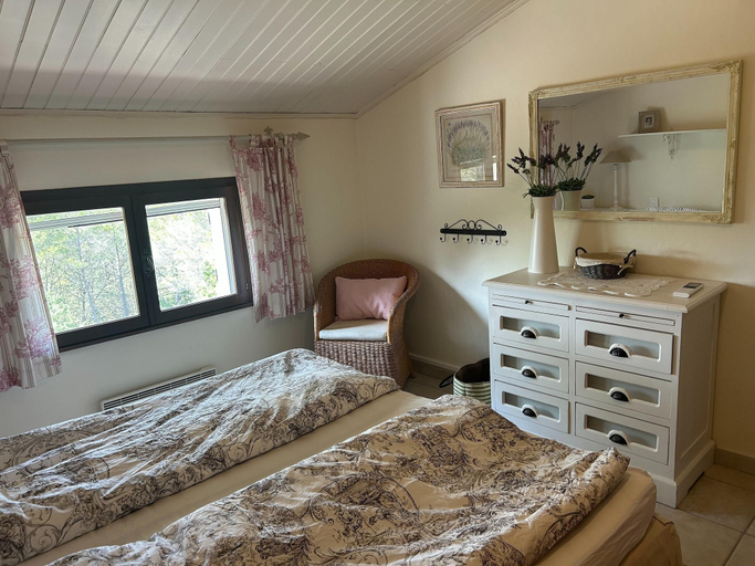 Room 5, Villa in Provence With Private Pool, Var