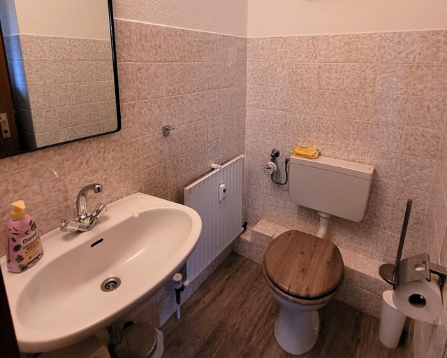 Bathroom 3, Apartment in Winterberg Near Golf & Ski Lift, Hochsauerlandkreis
