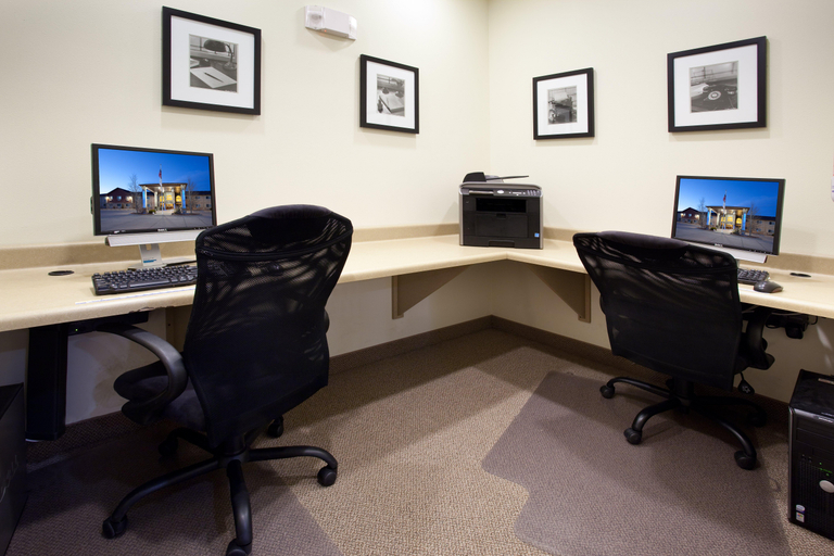 Public Area 5, Holiday Inn Express & Suites TORRINGTON by IHG, Goshen