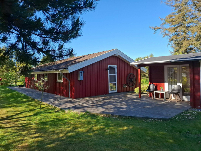 Others 4, 4 Person Holiday Home in Ulfborg, Holstebro