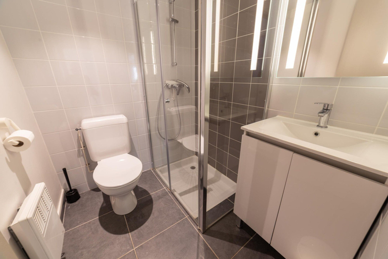 Bathroom, Chalet in Normandy Near Veules-les-roses, Seine-Maritime