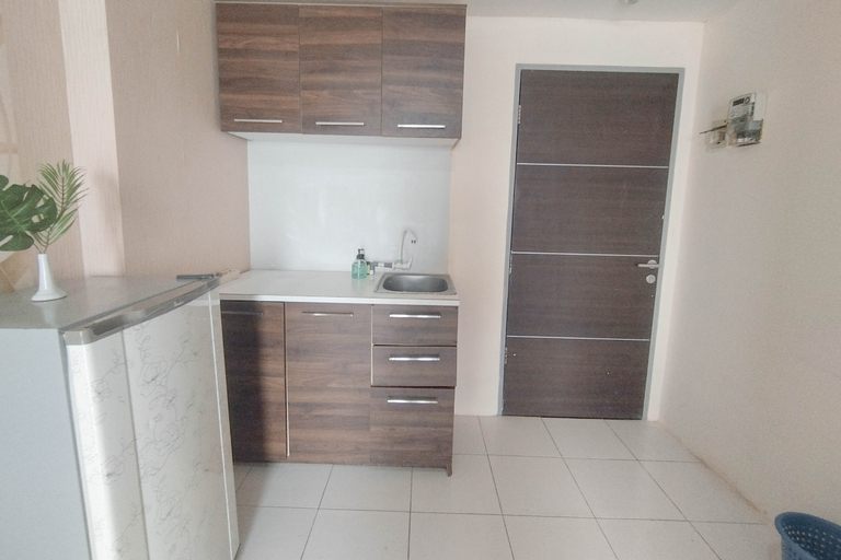 Others 4, Brown Accent 1BR at Tamansari Prospero Sidoarjo Apartment By Travelio, Sidoarjo