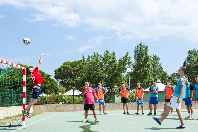 Sport court 5, 3-bedroom Mobile Home in Vendres-plage, Hérault