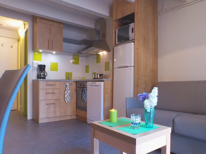 Private kitchen 3, Apartment in Loire Valley Near Chateau Amboise, Indre-et-Loire