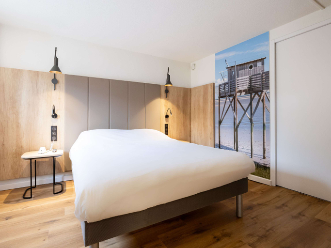 Bedroom 3, ibis Bordeaux Centre Meriadeck, Gironde