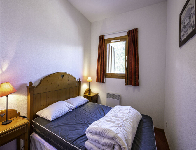 Room 3, Apartment in Modane near Ski Slopes, Savoie