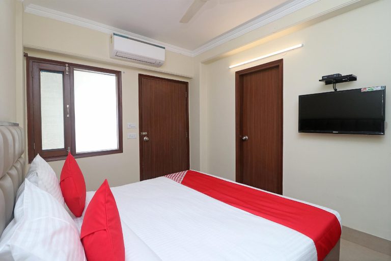 Bedroom 2, Flagship 74174 Hotel Central Plaza, Dehradun