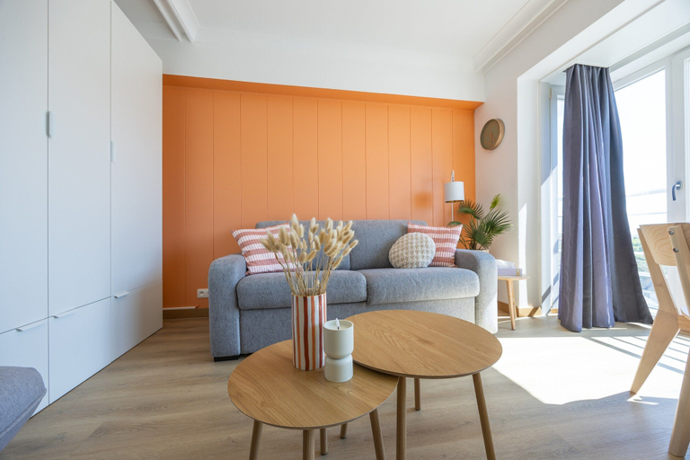 Living room 3, Modern Studio on the 8th Floor Near the sea, West-Vlaanderen