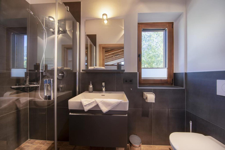 Bathroom 3, Chalet near Wildkogel Arena, Zell am See