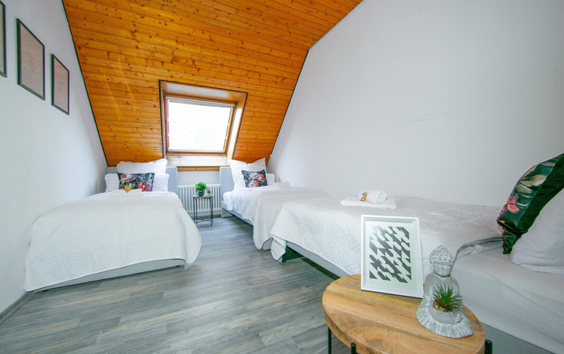Room 2, Villa in Koblenz With Rhine Views & Sauna, Mayen-Koblenz