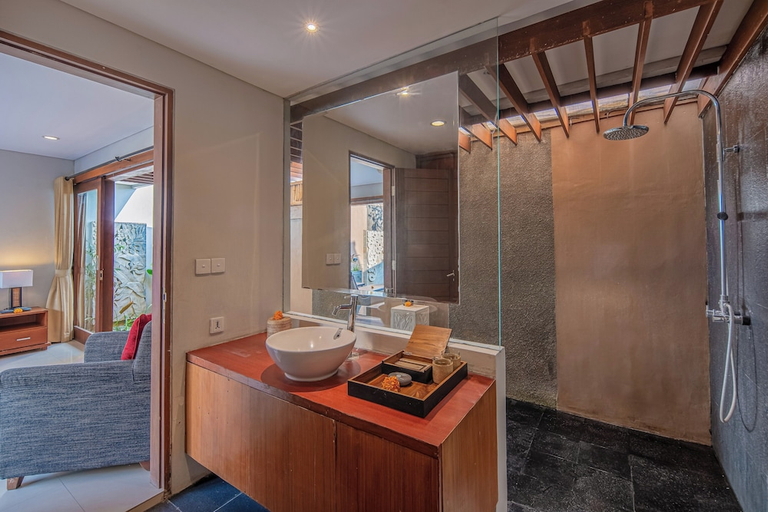 Bathroom 3, Nyanyi Sanctuary Villa Tabanan by Ini Vie Hospitality, Tabanan