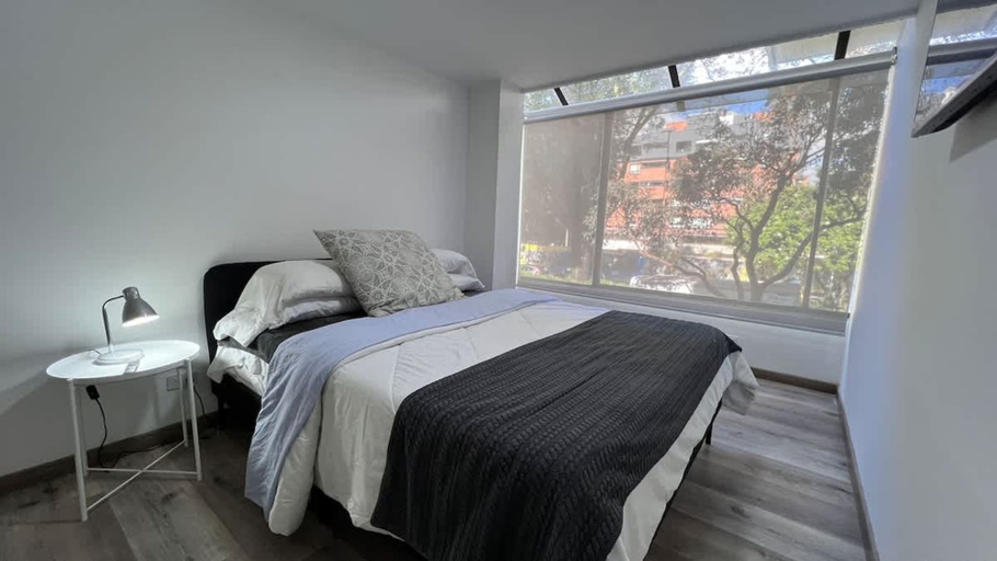 Bedroom 4, Bright 2BR in Parque de la 93, Santafé de Bogotá