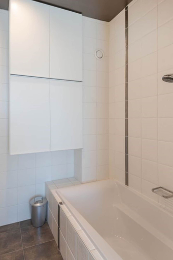 Bathroom 3, Apartment Near De Panne Beach, West-Vlaanderen