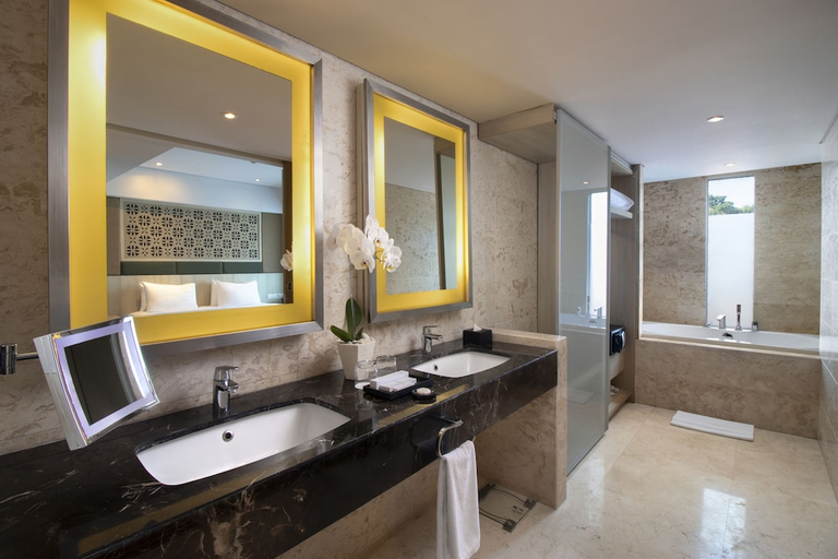 bathroom 9