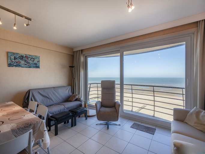 Primary image 1, Central Seafront Apartment in Koksijde, West-Vlaanderen