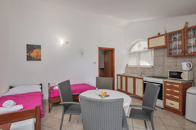 Living room 3, Peaceful Retreat Apartments With Terrace, Marčana